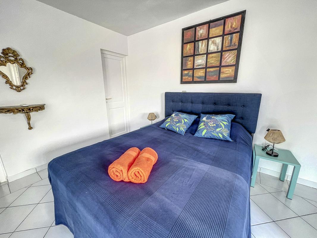 A louer villa Orientale Saint Martin-chambre rez de jardin-19